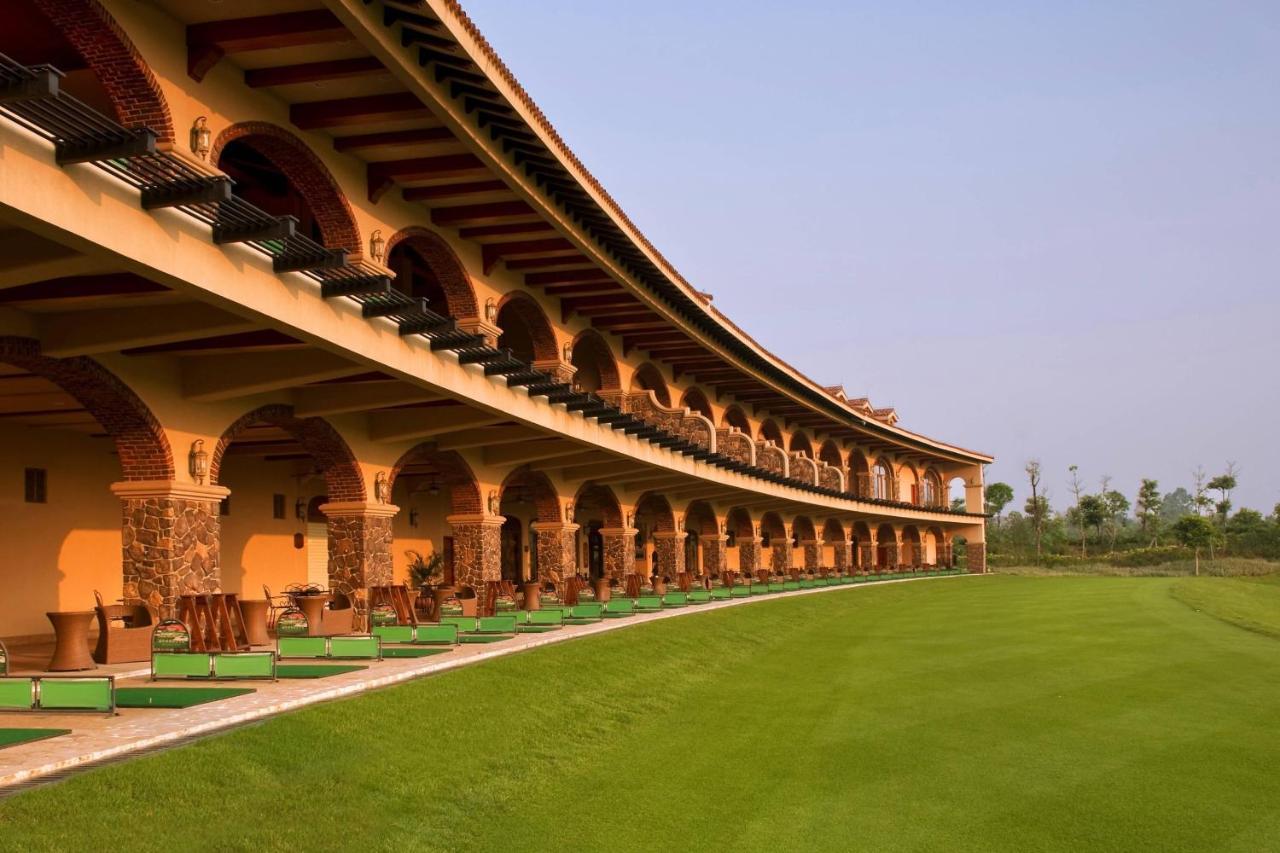 Sheraton Qingyuan Lion Lake Resort מראה חיצוני תמונה