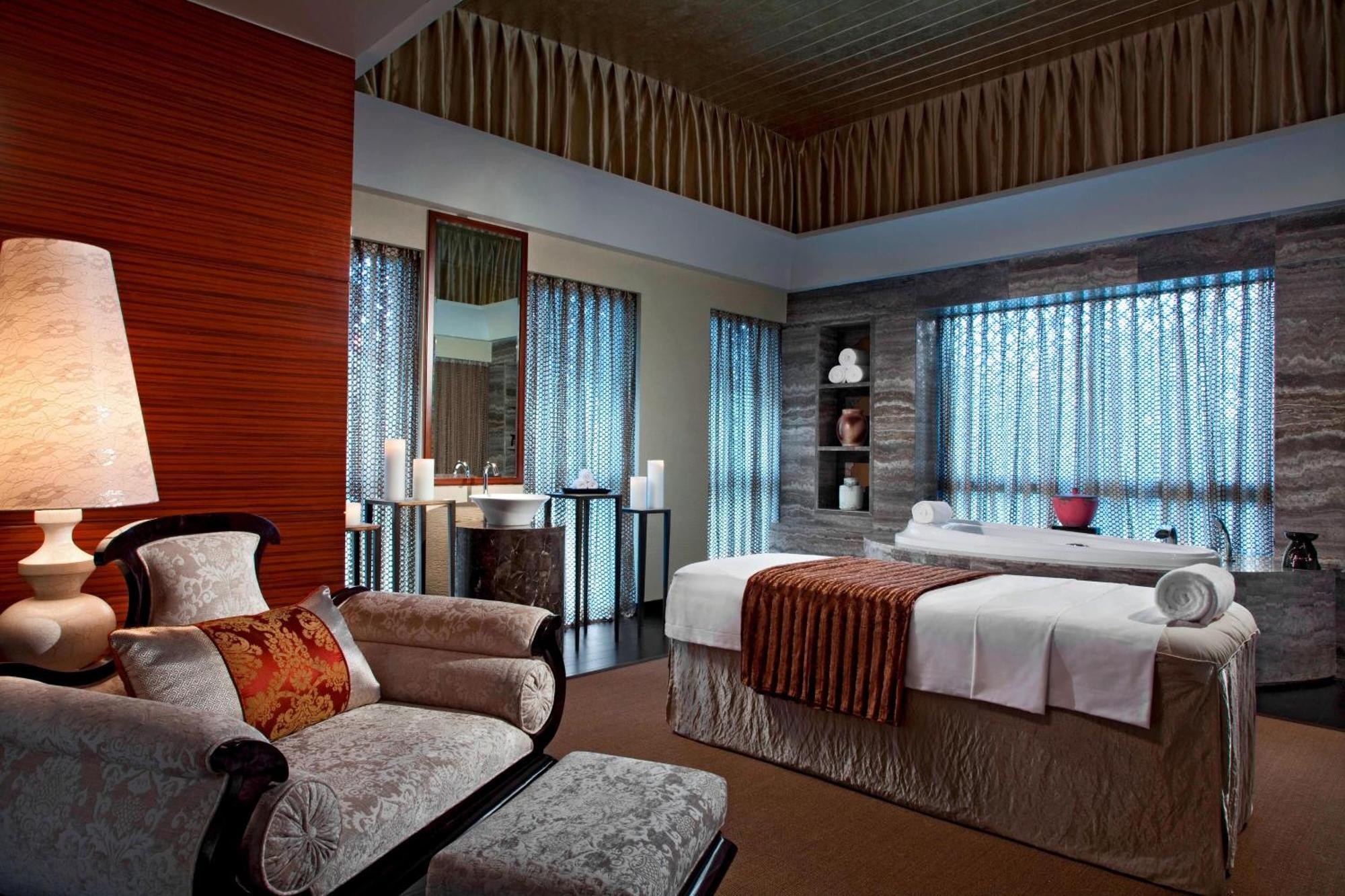 Sheraton Qingyuan Lion Lake Resort מראה חיצוני תמונה