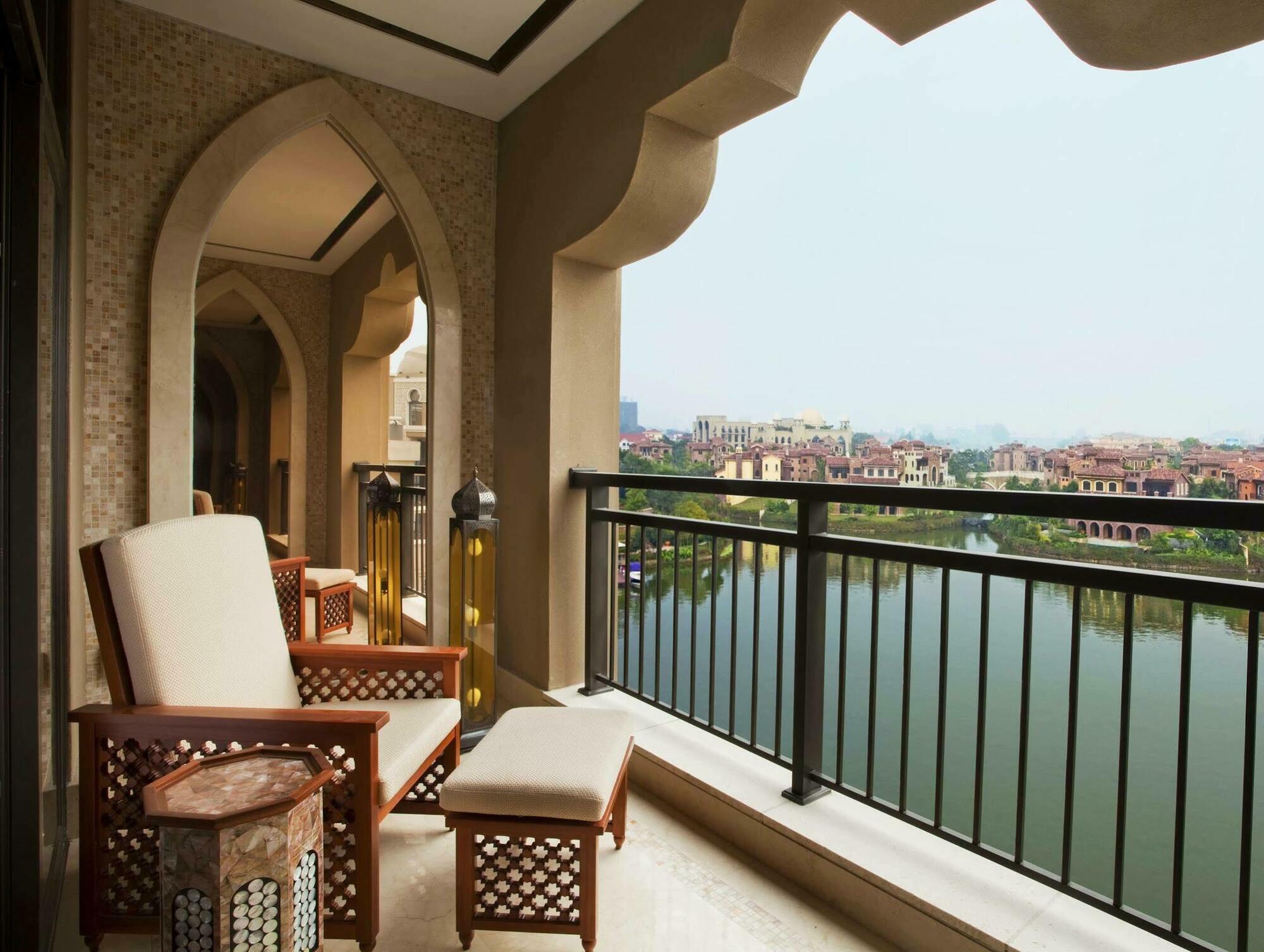 Sheraton Qingyuan Lion Lake Resort מראה חיצוני תמונה